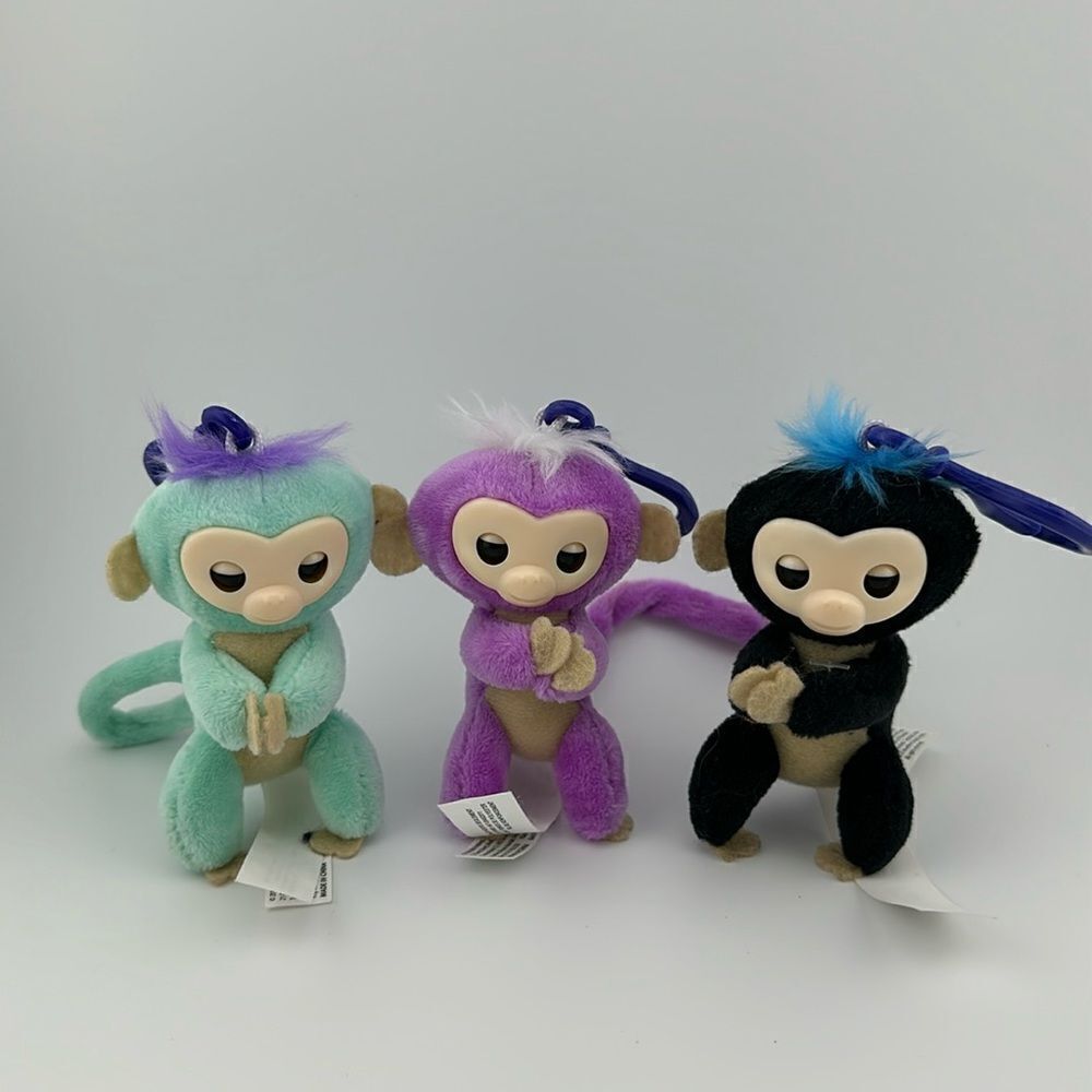 Fingerlings lot of 3
